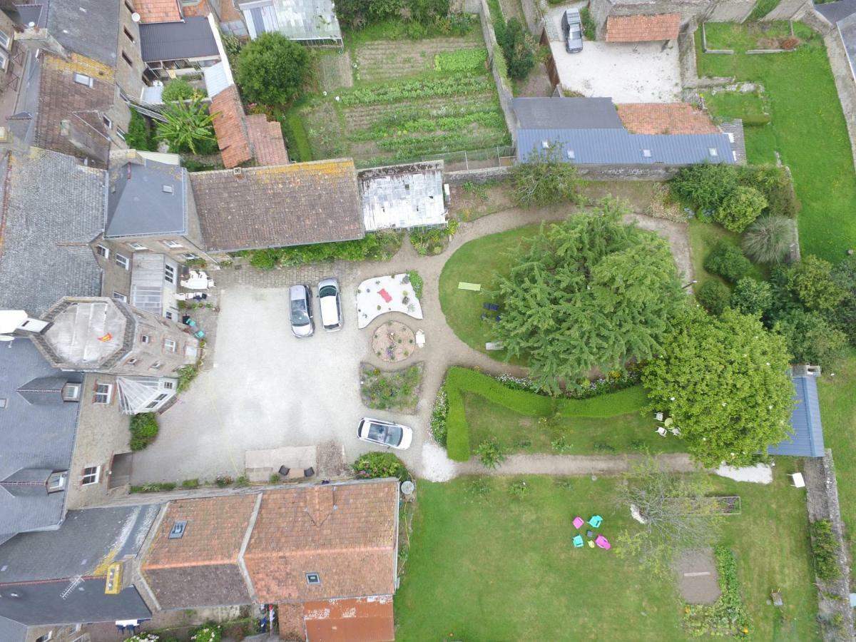 La Tourelle En Normandie Saint-Pierre-Église Eksteriør billede